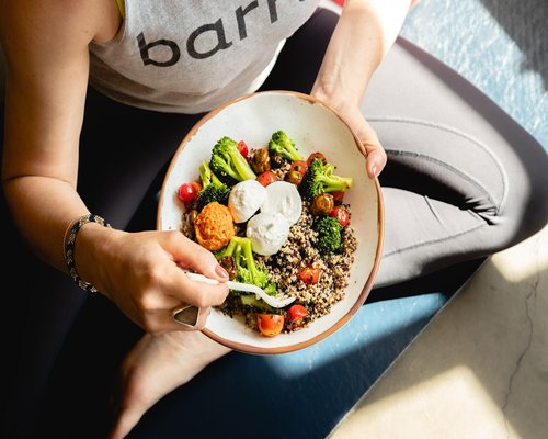 Balanced meal and relaxed environment
